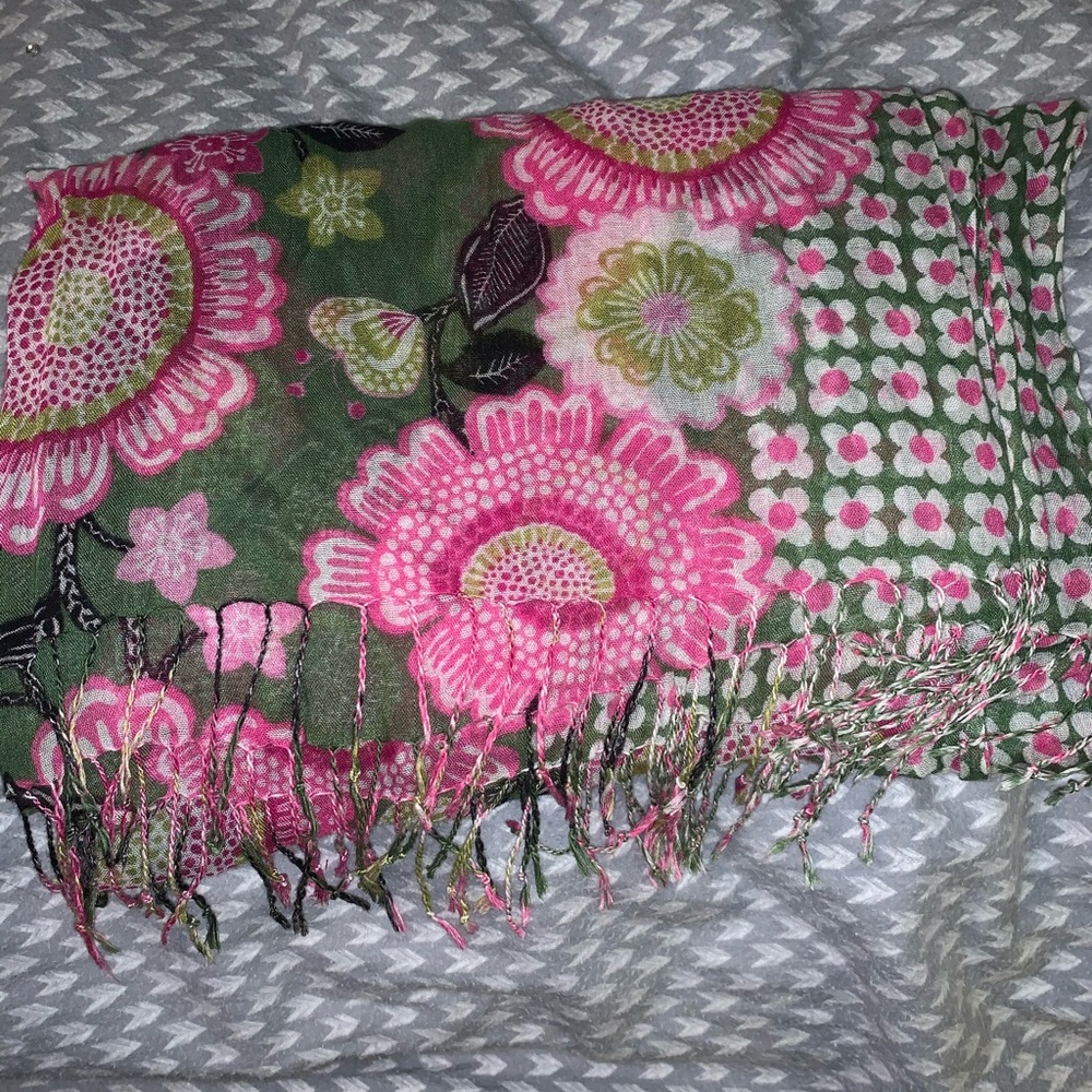 Vera Bradley scarf